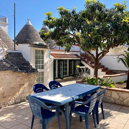 Trullo Il Nespolo Apartment Alberobello Luaran gambar