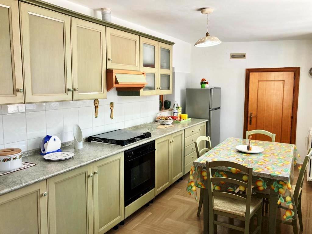 Trullo Il Nespolo Apartment Alberobello Luaran gambar